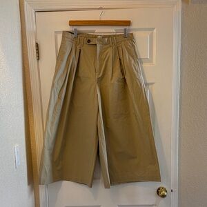 Gap x DOEN Wide-Leg Cropped Pants in Khaki